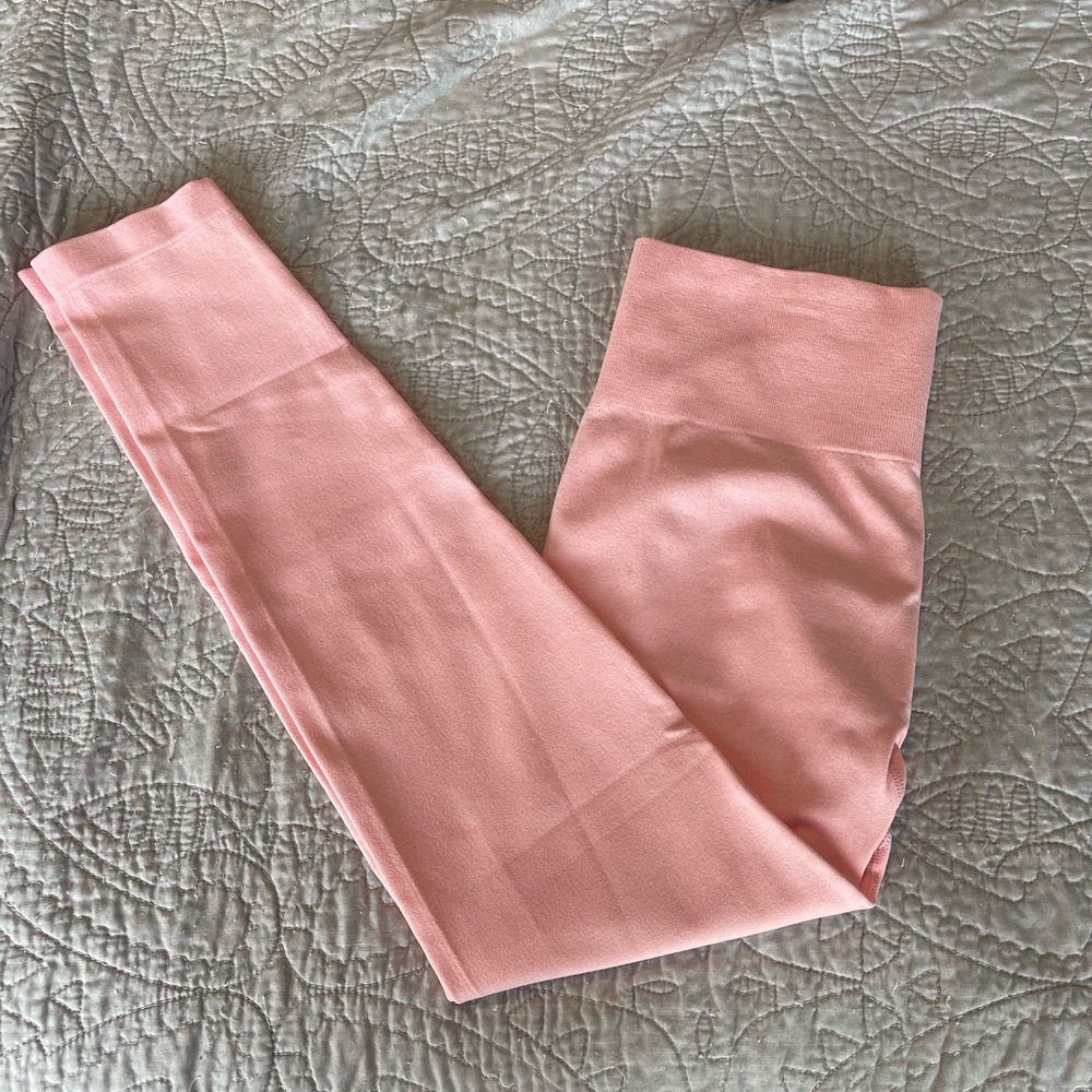 Halara pink seamless leggings size Med